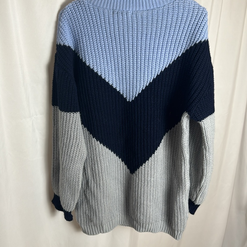 Glamorous Colorblock Sweater - Picture 3 of 3